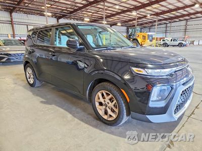 Czwarte zdjęcie samochodu z boku: 2022 KIA SOUL LX VIN:KNDJ23AU9N7162600 - miniatura