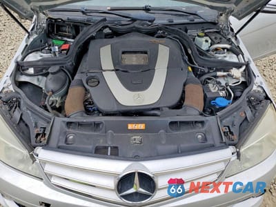 Zdjęcie 11 z 12 samochodu: 2010 MERCEDES-BENZ C 300 4MATIC VIN:WDDGF8BBXAR119767 - miniatura