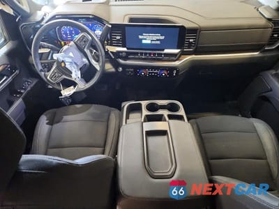 Zdjęcie 8 z 12 samochodu: 2026 CHEVROLET SILVERADO K1500 LT VIN:2GCUKDED9T1112948 - miniatura