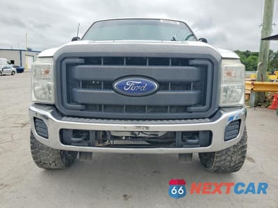Piąte zdjęcie samochodu w środku: 2015 FORD F350 SUPER DUTY VIN:1FT8W3BT6FEC17655 - miniatura