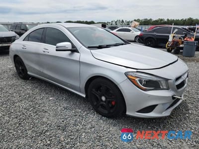 Czwarte zdjęcie samochodu z boku: 2014 MERCEDES-BENZ CLA 250 VIN:WDDSJ4EB7EN065872 - miniatura