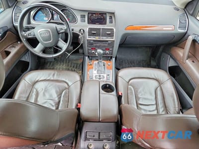 Zdjęcie 8 z 13 samochodu: 2011 AUDI Q7 PREMIUM PLUS VIN:WA1LGAFE9BD003650 - miniatura