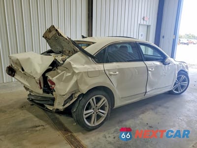 Trzecie zdjęcie samochodu z tyłu: 2013 VOLKSWAGEN PASSAT SEL VIN:1VWCN7A37DC038133 - miniatura