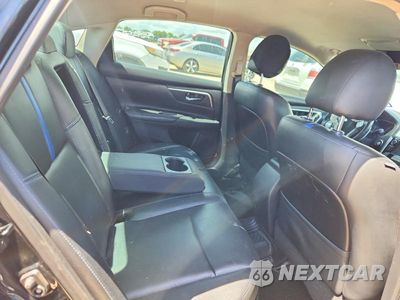 Zdjęcie 10 z 13 samochodu: 2018 NISSAN ALTIMA 2.5 SR VIN:1N4AL3AP2JC145524 - miniatura