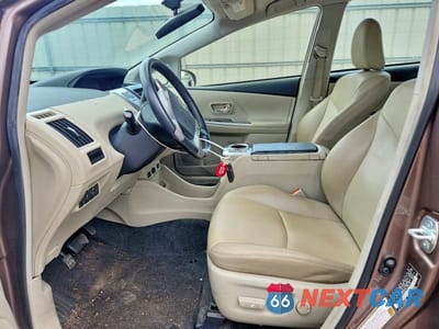 Zdjęcie 7 z 13 samochodu: 2017 TOYOTA PRIUS V FOUR VIN:JTDZN3EUXHJ061772 - miniatura