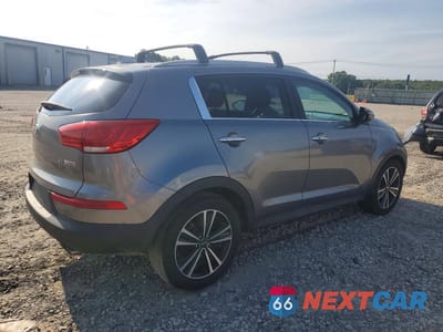 Trzecie zdjęcie samochodu z tyłu: 2016 KIA SPORTAGE SX VIN:KNDPC3A64G7838852 - miniatura