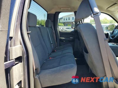 Zdjęcie 10 z 12 samochodu: 2008 CHEVROLET SILVERADO K1500 VIN:2GCEK190681277647 - miniatura