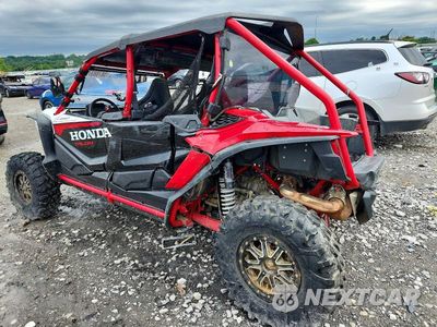 Trzecie zdjęcie samochodu z tyłu: 2024 HONDA TALON 1000 UTILITY VEHICLE VIN:1HFVE06E9R4400094 - miniatura