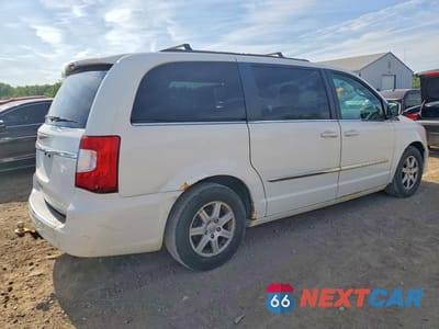Trzecie zdjęcie samochodu z tyłu: 2013 CHRYSLER TOWN & COUNTRY TOURING VIN:2C4RC1BG8DR638135 - miniatura