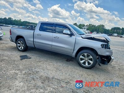 Czwarte zdjęcie samochodu z boku: 2019 RAM 1500 LIMITED VIN:1C6SRFPT3KN655445 - miniatura