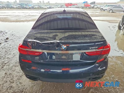 Zdjęcie 6 z 12 samochodu: 2019 BMW 740 I VIN:WBA7E2C55KB217261 - miniatura