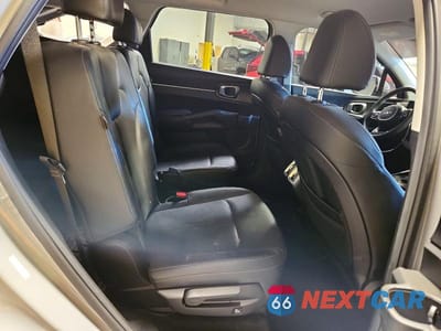 Zdjęcie 11 z 14 samochodu: 2025 KIA SORENTO EX VIN:5XYRHDJF3SG356157 - miniatura