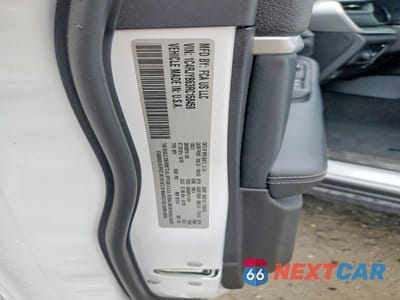 Zdjęcie 13 z 13 samochodu: 2024 JEEP GRAND CHEROKEE LIMITED 4XE VIN:1C4RJYB63RC158459 - miniatura