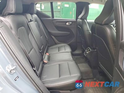 Zdjęcie 11 z 13 samochodu: 2020 VOLVO XC40 T5 INSCRIPTION VIN:YV4162UL3L2171480 - miniatura