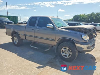 Czwarte zdjęcie samochodu z boku: 2002 TOYOTA TUNDRA ACCESS CAB SR5 VIN:5TBRN34122S242729 - miniatura