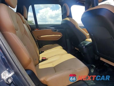 Zdjęcie 11 z 13 samochodu: 2018 VOLVO XC90 T5 VIN:YV4102XK7J1337944 - miniatura