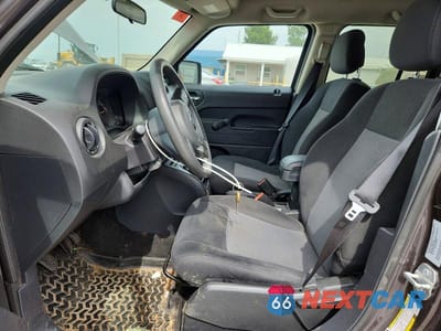 Zdjęcie 7 z 13 samochodu: 2015 JEEP PATRIOT SPORT VIN:1C4NJPBA2FD203328 - miniatura