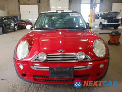 Piąte zdjęcie samochodu w środku: 2006 MINI COOPER VIN:WMWRC33586TK68614 - miniatura