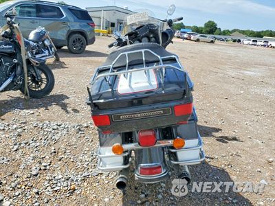 Czwarte zdjęcie samochodu z boku: 2010 HARLEY-DAVIDSON FLHTCU VIN:1HD1FC415AB611217 - miniatura