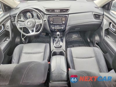 Zdjęcie 8 z 13 samochodu: 2017 NISSAN ROGUE SV VIN:JN8AT2MT9HW153419 - miniatura