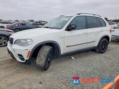 2013 BMW X5 XDRIVE35I 5UXZV4C5XD0E03465 - główne zdjęcie licytacji z USA - miniatura