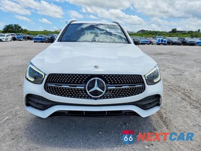 Piąte zdjęcie samochodu w środku: 2022 MERCEDES-BENZ GLC 300 VIN:W1N0G8DB3NV375518 - miniatura