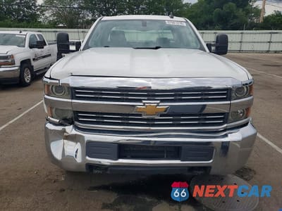 Piąte zdjęcie samochodu w środku: 2016 CHEVROLET SILVERADO K2500 HEAVY DUTY VIN:1GC2KUEG7GZ407531 - miniatura