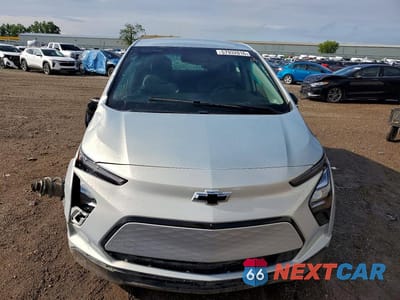 Piąte zdjęcie samochodu w środku: 2023 CHEVROLET BOLT EV 2LT VIN:1G1FX6S01P4141046 - miniatura
