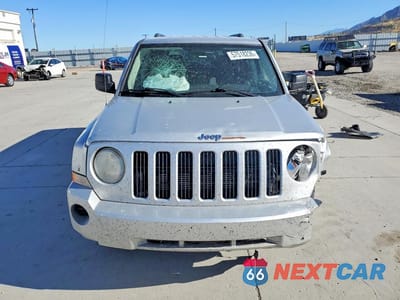 Piąte zdjęcie samochodu w środku: 2008 JEEP PATRIOT SPORT VIN:1J8FF28W98D636779 - miniatura