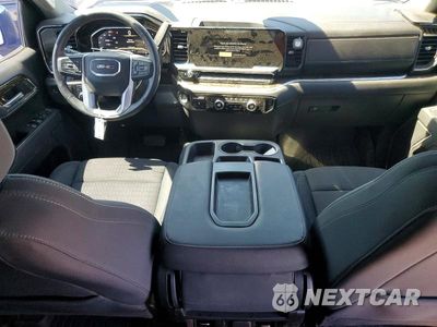 Zdjęcie 8 z 13 samochodu: 2025 GMC SIERRA K1500 SLE VIN:3GTUUBE84SG218943 - miniatura