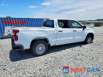 Trzecie zdjęcie samochodu z tyłu: 2026 CHEVROLET SILVERADO K1500 VIN:3GCPKAEK6TG328628 - miniatura