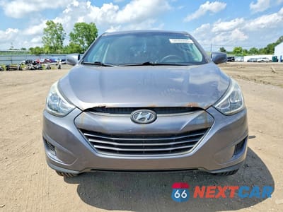 Piąte zdjęcie samochodu w środku: 2015 HYUNDAI TUCSON GLS VIN:KM8JTCAF6FU007077 - miniatura