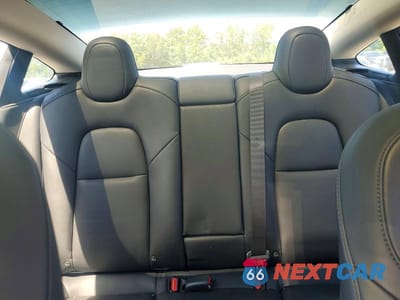Zdjęcie 10 z 14 samochodu: 2023 TESLA MODEL 3 VIN:5YJ3E1EAXPF669166 - miniatura