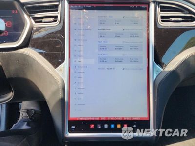 Zdjęcie 9 z 13 samochodu: 2015 TESLA MODEL S 70D VIN:5YJSA1S28FF091930 - miniatura