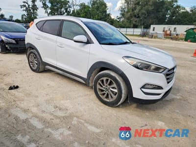 Czwarte zdjęcie samochodu z boku: 2018 HYUNDAI TUCSON SEL PLUS VIN:KM8J33A42JU737673 - miniatura
