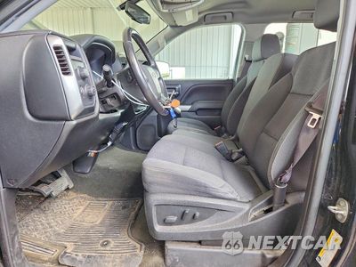Zdjęcie 7 z 12 samochodu: 2017 CHEVROLET SILVERADO K1500 LT VIN:3GCUKREC4HG475774 - miniatura