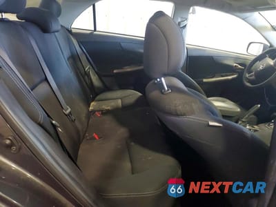 Zdjęcie 10 z 13 samochodu: 2012 TOYOTA COROLLA S VIN:2T1BU4EE0CC880118 - miniatura