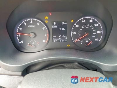 Zdjęcie 9 z 12 samochodu: 2018 HYUNDAI ACCENT SEL VIN:3KPC24A33JE026396 - miniatura