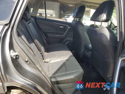 Zdjęcie 11 z 13 samochodu: 2023 TOYOTA RAV4 XLE PREMIUM VIN:JTMB6RFV7PD106348 - miniatura