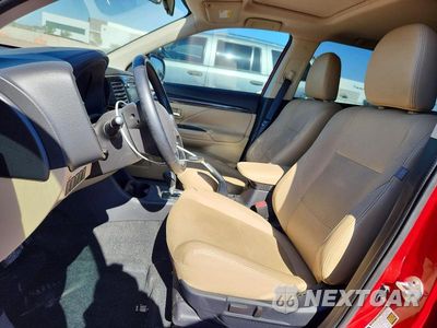 Zdjęcie 7 z 13 samochodu: 2016 MITSUBISHI OUTLANDER SE VIN:JA4AD3A3XGZ029525 - miniatura