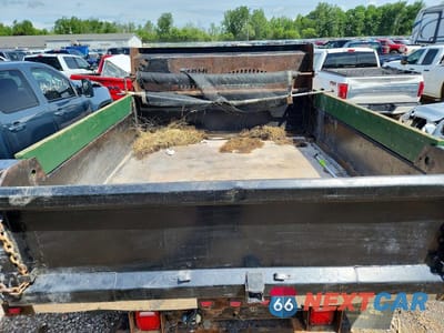 Zdjęcie 10 z 12 samochodu: 2008 GMC SIERRA K3500 VIN:1GDJK34K78E167946 - miniatura