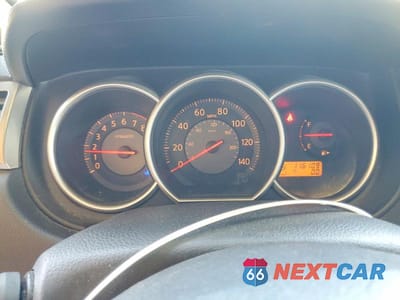 Zdjęcie 9 z 12 samochodu: 2009 NISSAN VERSA 1.8 S VIN:3N1BC13E69L371289 - miniatura