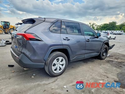 Trzecie zdjęcie samochodu z tyłu: 2025 TOYOTA RAV4 LE VIN:2T3K1RFV9SC332077 - miniatura