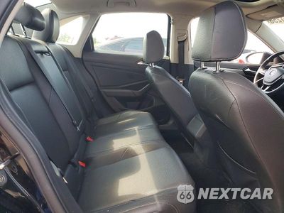 Zdjęcie 10 z 12 samochodu: 2020 VOLKSWAGEN JETTA R-LINE VIN:3VWCB7BU0LM008033 - miniatura