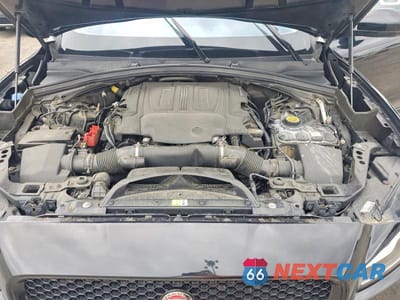Zdjęcie 12 z 13 samochodu: 2017 JAGUAR F-PACE S VIN:SADCM2BV2HA074195 - miniatura