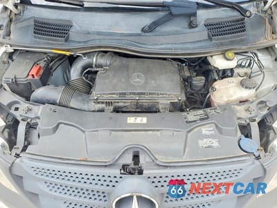 Zdjęcie 11 z 12 samochodu: 2022 MERCEDES-BENZ METRIS VIN:W1YV0CEY3N3963305 - miniatura