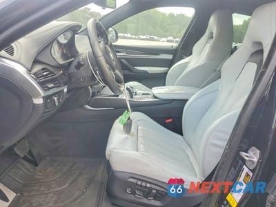 Zdjęcie 7 z 13 samochodu: 2019 BMW X6 M VIN:5YMKW8C50KLR38425 - miniatura