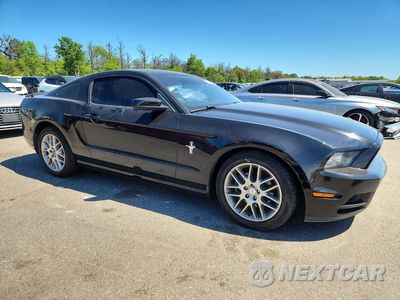 Czwarte zdjęcie samochodu z boku: 2013 FORD MUSTANG VIN:1ZVBP8AM2D5268882 - miniatura