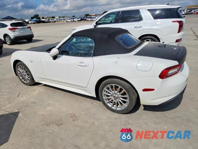 Drugie zdjęcie samochodu z przodu: 2018 FIAT 124 SPIDER CLASSICA VIN:JC1NFAEK1J0137502 - miniatura