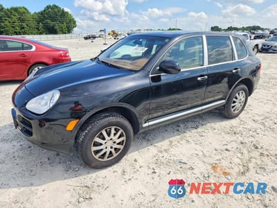 2005 PORSCHE CAYENNE WP1AA29P75LA21591 - główne zdjęcie licytacji z USA - miniatura